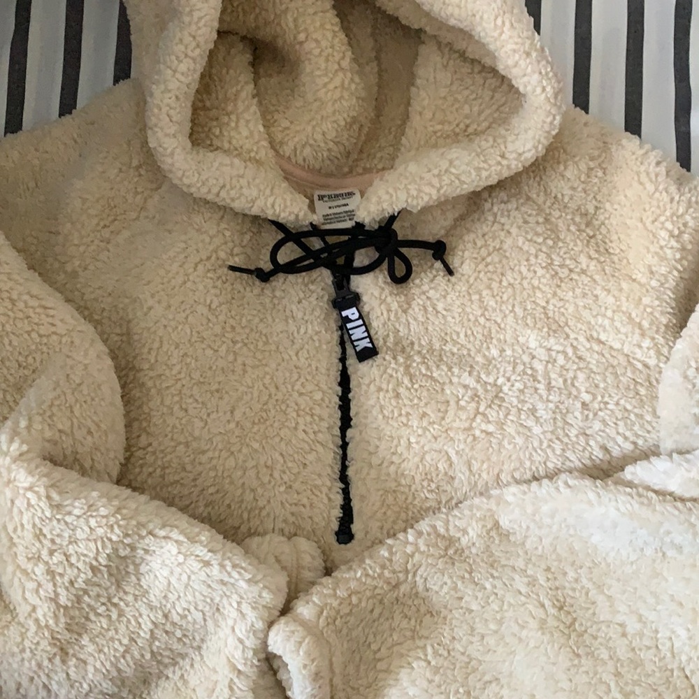 VS Pink Sherpa Hoody Like New Medium